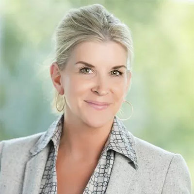Kari Warren